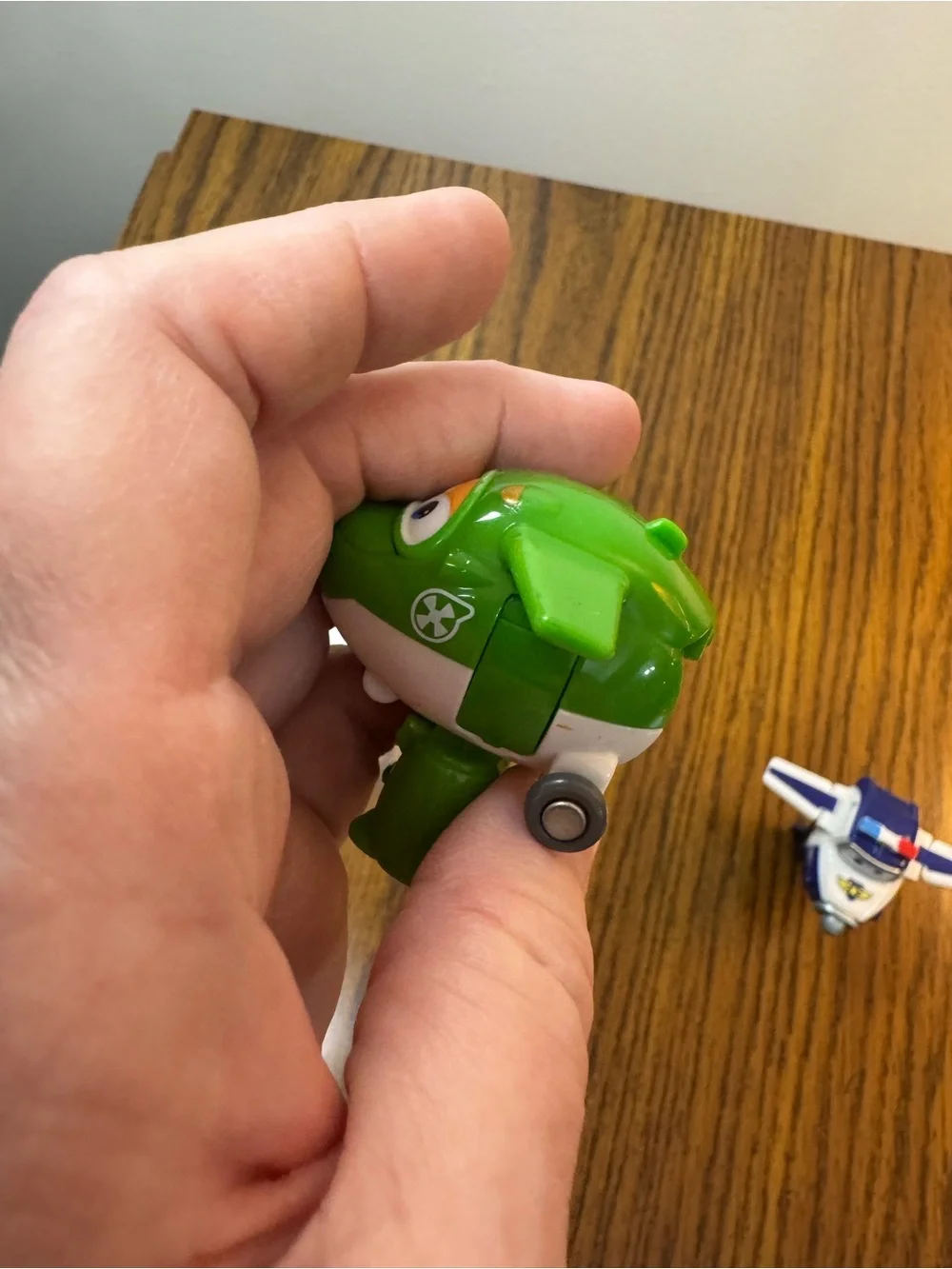 SUPER WINGS Lot of 5 Transforming Jet Toys 2